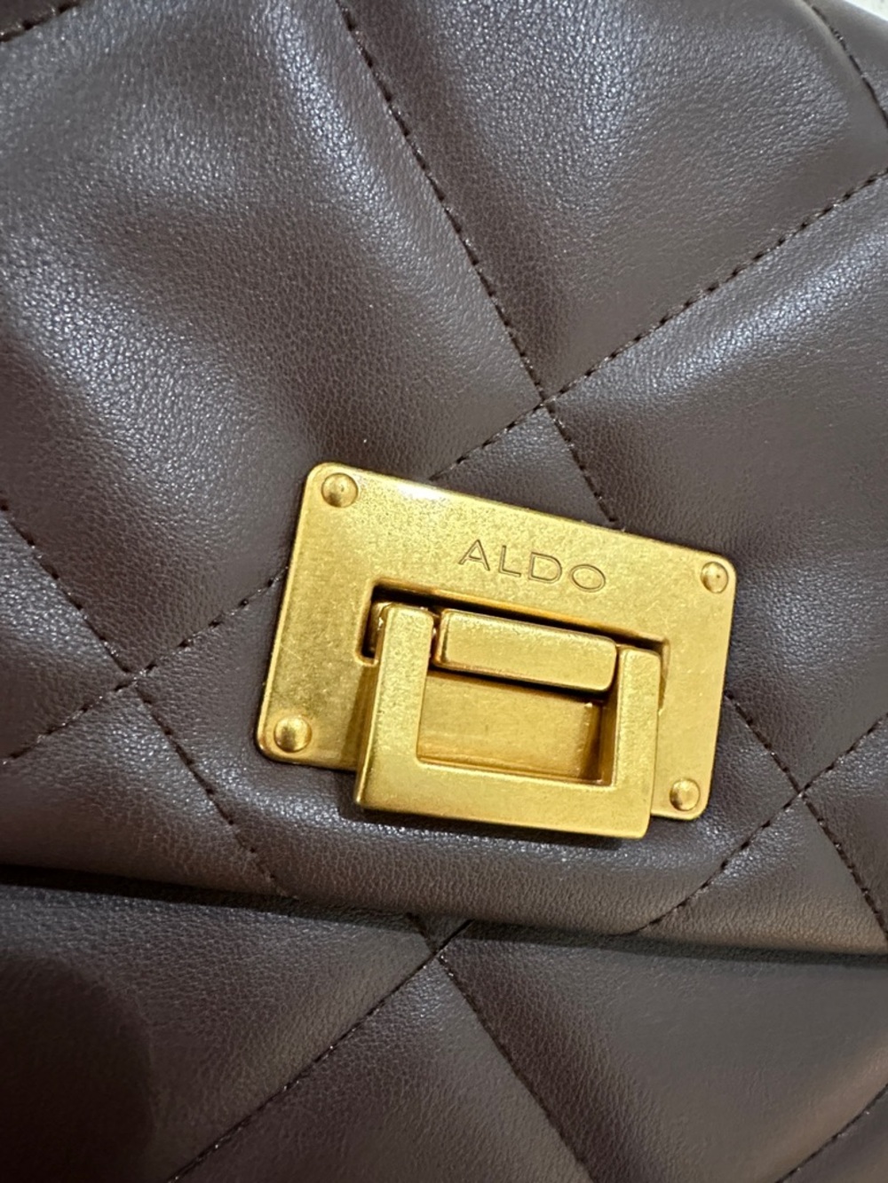 ALDO Quilted Dark Brown Shoulder Bag with Gold Chain New without tags - Picture 2 of 5